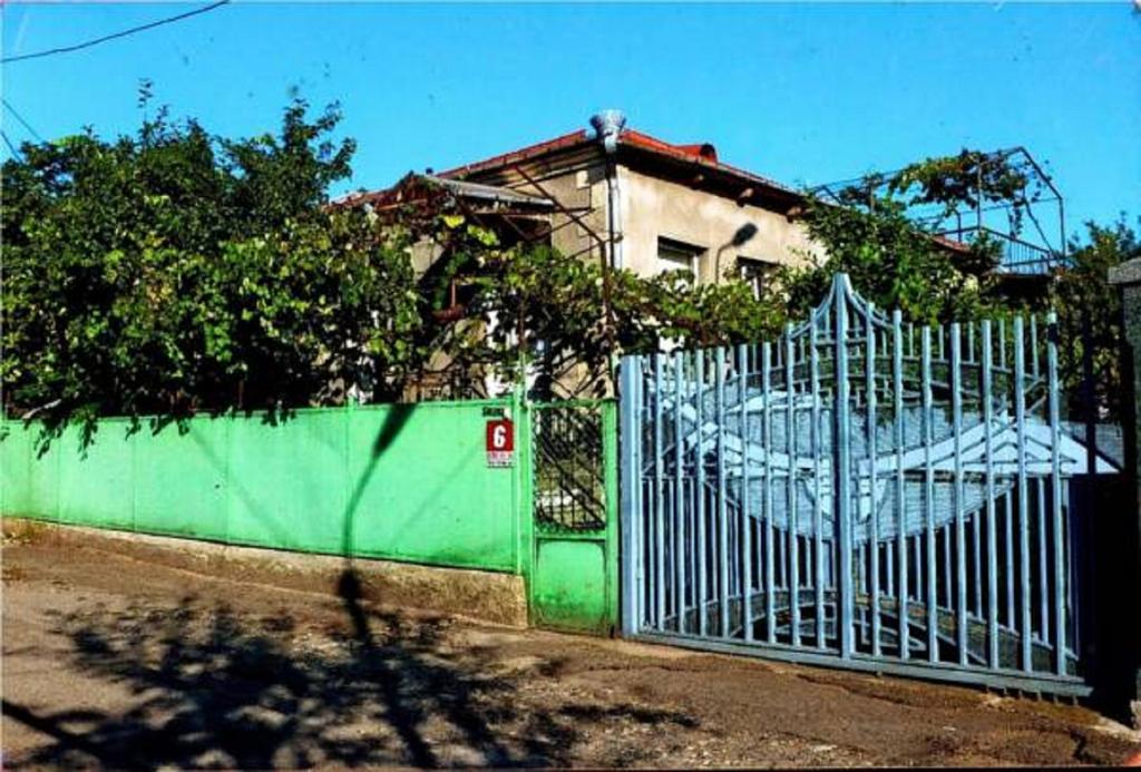 Medico And Suliko Guest House Kutaissi Exterior foto